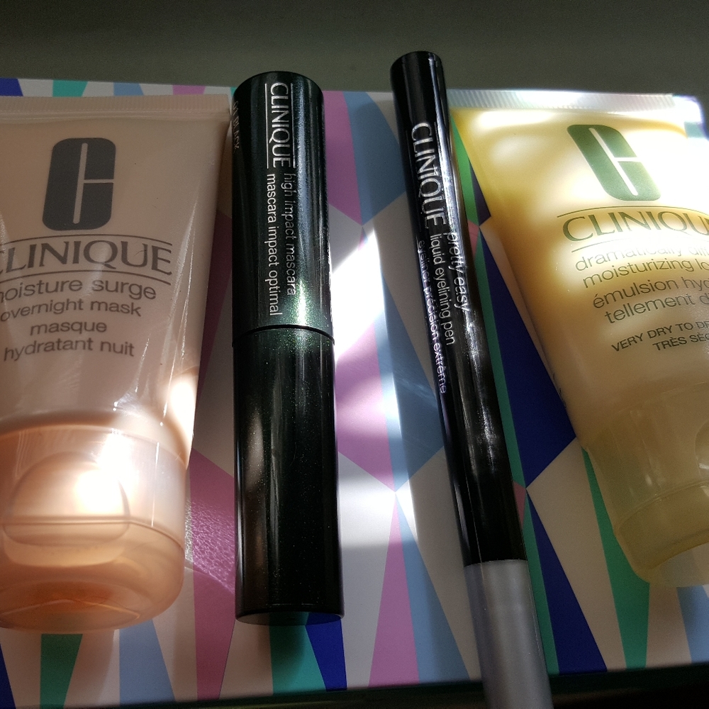 Clinique bundle of 4 items, NEW